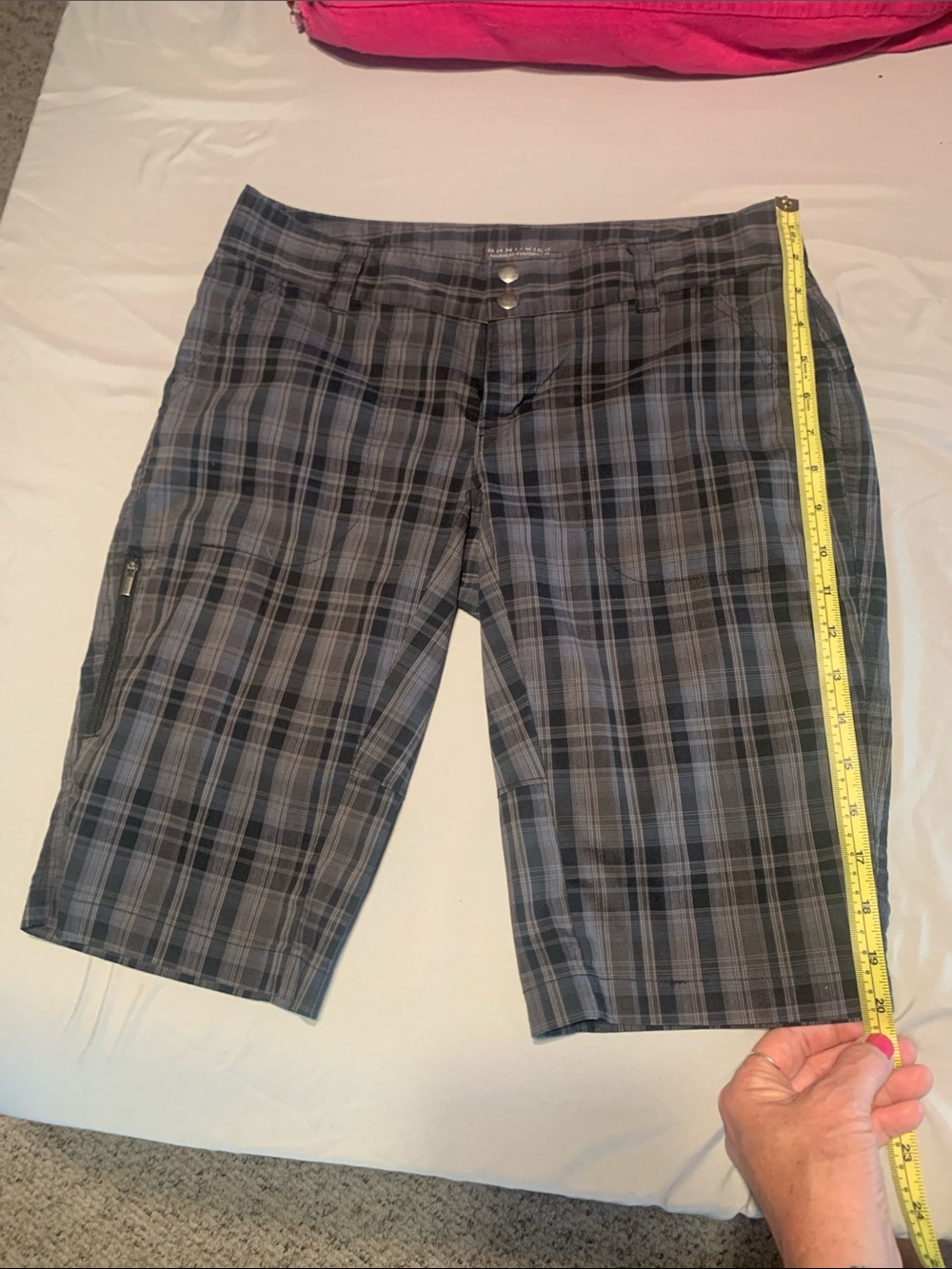 Columbia Gray and Black Plaid Women's Cargo Shorts
